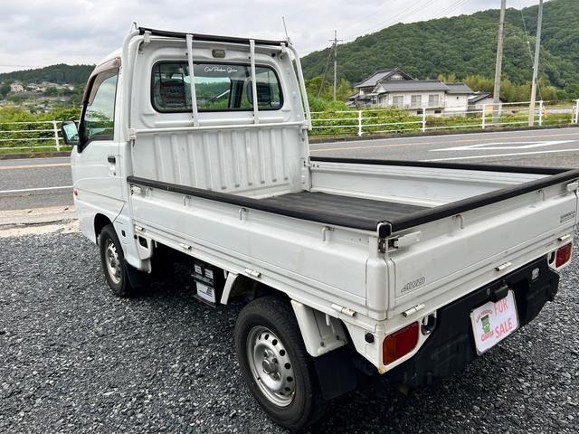 サンバートラック 　４ＷＤ　ＭＴ　エアコン　運転席エアバッグ（7枚目）