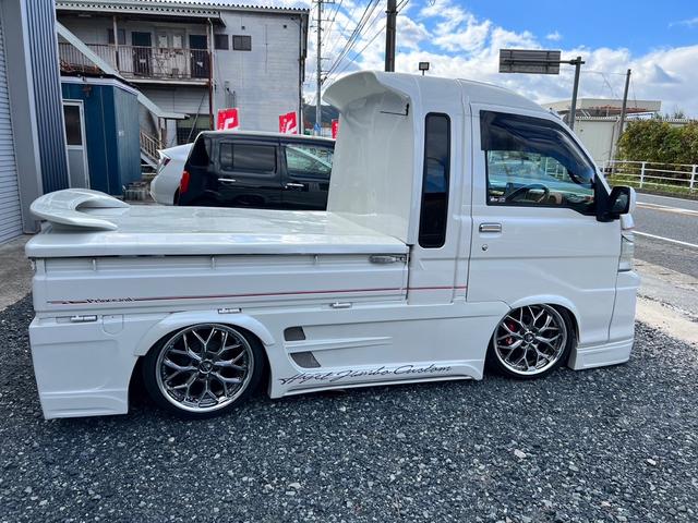 ハイゼットトラック ジャンボリミテッド　４ＷＤ　ＡＴ　ＥＴＣ　バックカメラ　電動格納ミラー　アルミホイール　エアコン　パワーウィンドウ　運転席エアバッグ　ＣＤ　ＤＶＤ再生　ミュージックプレイヤー接続可　Ｂｌｕｅｔｏｏｔｈ（40枚目）