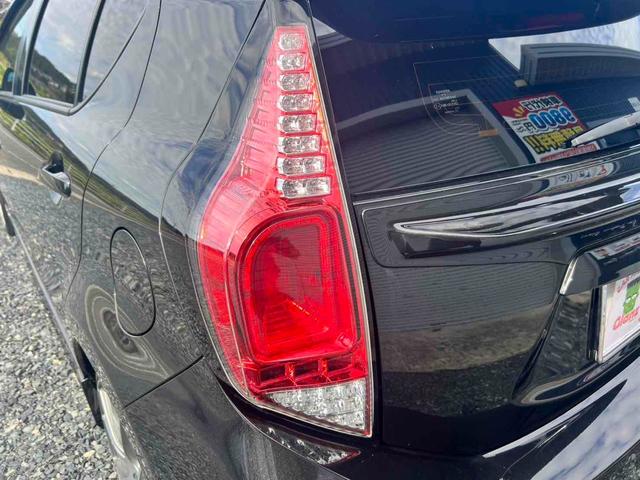 アクア ドライブレコーダー ETC バックカメラ TV アルミホイール スマートキー 電動格納ミラー シートヒーター CVT 記録簿 CD DVD再生 Bluetooth エアコン パワーステアリング(29枚目)