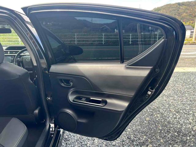 アクア ドライブレコーダー ETC バックカメラ TV アルミホイール スマートキー 電動格納ミラー シートヒーター CVT 記録簿 CD DVD再生 Bluetooth エアコン パワーステアリング(32枚目)