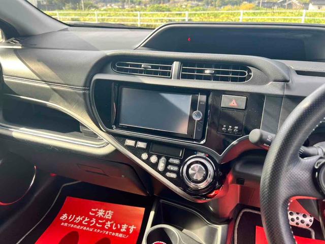 アクア ドライブレコーダー ETC バックカメラ TV アルミホイール スマートキー 電動格納ミラー シートヒーター CVT 記録簿 CD DVD再生 Bluetooth エアコン パワーステアリング(39枚目)