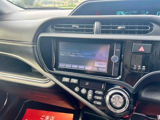 アクア ドライブレコーダー ETC バックカメラ TV アルミホイール スマートキー 電動格納ミラー シートヒーター CVT 記録簿 CD DVD再生 Bluetooth エアコン パワーステアリング(43枚目)