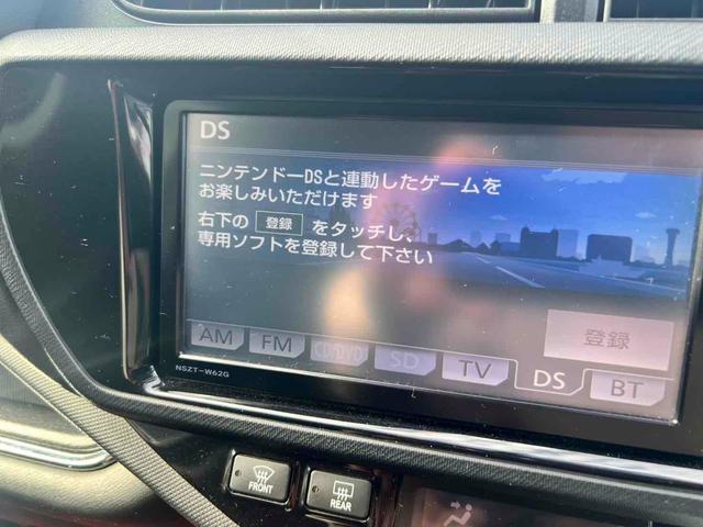 アクア ドライブレコーダー ETC バックカメラ TV アルミホイール スマートキー 電動格納ミラー シートヒーター CVT 記録簿 CD DVD再生 Bluetooth エアコン パワーステアリング(44枚目)