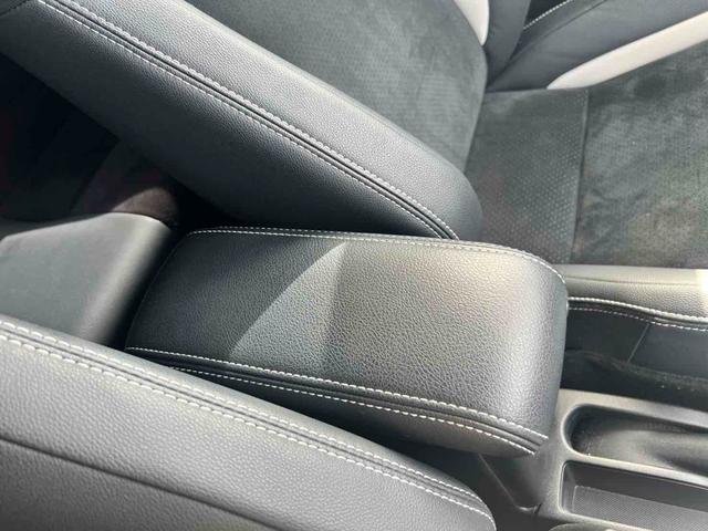 アクア ドライブレコーダー ETC バックカメラ TV アルミホイール スマートキー 電動格納ミラー シートヒーター CVT 記録簿 CD DVD再生 Bluetooth エアコン パワーステアリング(47枚目)