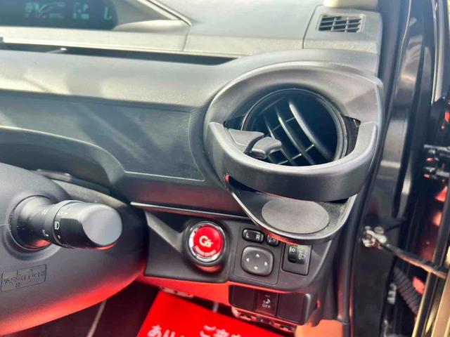 アクア ドライブレコーダー ETC バックカメラ TV アルミホイール スマートキー 電動格納ミラー シートヒーター CVT 記録簿 CD DVD再生 Bluetooth エアコン パワーステアリング(49枚目)