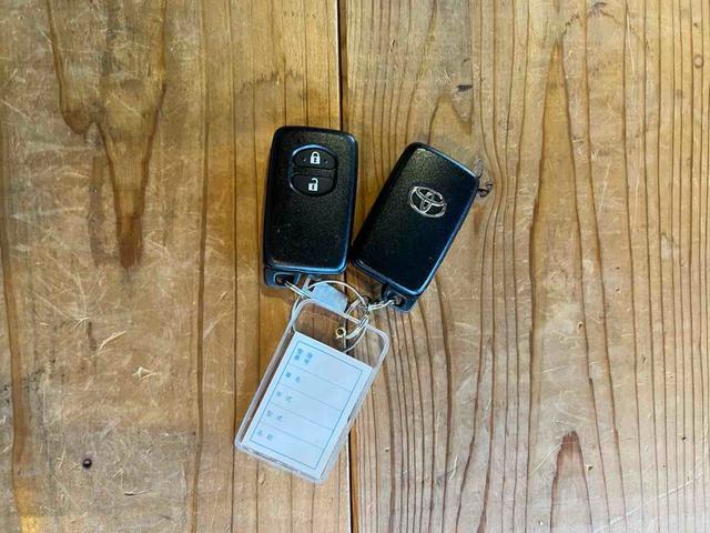 アクア ドライブレコーダー ETC バックカメラ TV アルミホイール スマートキー 電動格納ミラー シートヒーター CVT 記録簿 CD DVD再生 Bluetooth エアコン パワーステアリング(53枚目)