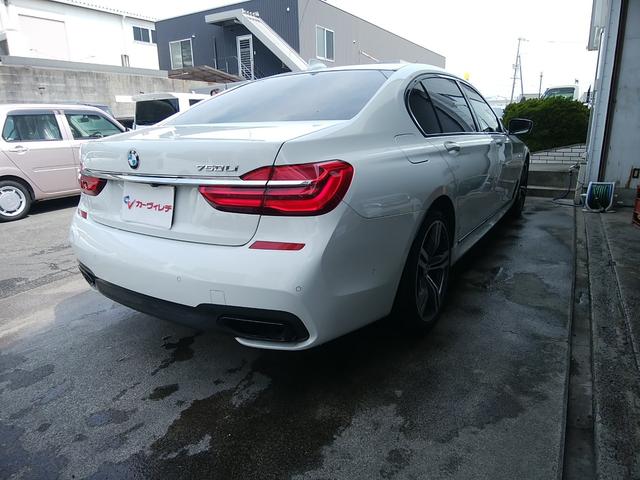 ７シリーズ ７５０Ｌｉ　Ｍスポーツ　純正ナビフルセグ　全周囲カメラ　黒革パワーシートヒーター＆ベンチレーター　カーボンコア　サンルーフ　クルーズコントロール　後席モニター２個　電動リアサンシェード　パワートランク　革巻きステアリング（5枚目）