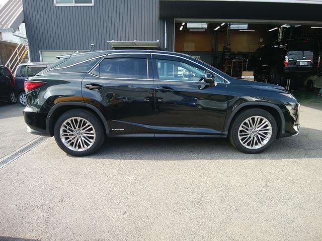 ＲＸ ＲＸ４５０ｈ　バージョンＬ　純正ナビＴＶ　サンルーフ　革パワーシートヒーター＆エアコン　全周囲カメラ　ドラレコ前後　クルーズコントロール　ブラインドスポットモニター　ブルートゥース　パワーバックドア　ＥＴＣ　スマート＆カードキー（3枚目）