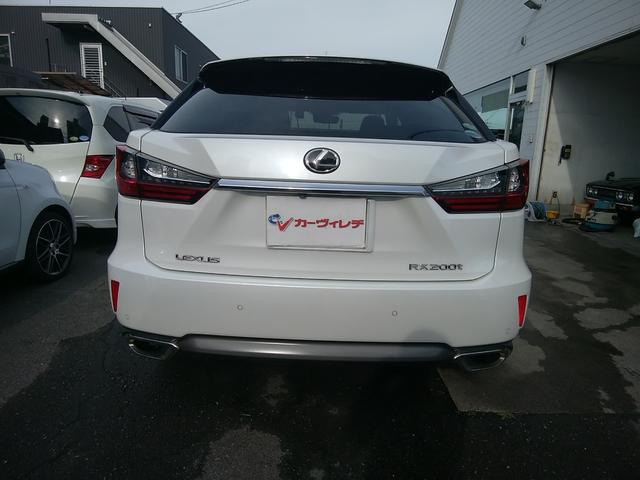 ＲＸ ＲＸ２００ｔ　バージョンＬ　純正ナビフルセグ　パノラマルルーフ　黒革パワーシートヒーター＆ベンチレーション　全周囲カメラ　ブルートゥース　革巻きステアリング　パワーバックドア　ヘッドアップディスプレイ　ドラレコ前後　ＥＴＣ（4枚目）