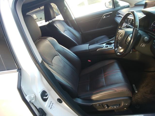 ＲＸ ＲＸ２００ｔ　バージョンＬ　純正ナビフルセグ　パノラマルルーフ　黒革パワーシートヒーター＆ベンチレーション　全周囲カメラ　ブルートゥース　革巻きステアリング　パワーバックドア　ヘッドアップディスプレイ　ドラレコ前後　ＥＴＣ（19枚目）