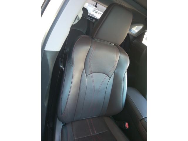 ＲＸ ＲＸ２００ｔ　バージョンＬ　純正ナビフルセグ　パノラマルルーフ　黒革パワーシートヒーター＆ベンチレーション　全周囲カメラ　ブルートゥース　革巻きステアリング　パワーバックドア　ヘッドアップディスプレイ　ドラレコ前後　ＥＴＣ（20枚目）