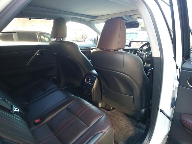 ＲＸ ＲＸ２００ｔ　バージョンＬ　純正ナビフルセグ　パノラマルルーフ　黒革パワーシートヒーター＆ベンチレーション　全周囲カメラ　ブルートゥース　革巻きステアリング　パワーバックドア　ヘッドアップディスプレイ　ドラレコ前後　ＥＴＣ（29枚目）