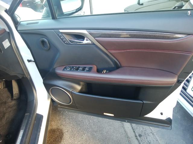 ＲＸ ＲＸ２００ｔ　バージョンＬ　純正ナビフルセグ　パノラマルルーフ　黒革パワーシートヒーター＆ベンチレーション　全周囲カメラ　ブルートゥース　革巻きステアリング　パワーバックドア　ヘッドアップディスプレイ　ドラレコ前後　ＥＴＣ（41枚目）