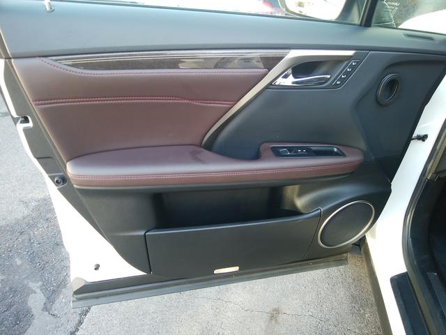 ＲＸ ＲＸ２００ｔ　バージョンＬ　純正ナビフルセグ　パノラマルルーフ　黒革パワーシートヒーター＆ベンチレーション　全周囲カメラ　ブルートゥース　革巻きステアリング　パワーバックドア　ヘッドアップディスプレイ　ドラレコ前後　ＥＴＣ（45枚目）