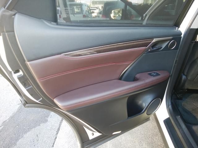 ＲＸ ＲＸ２００ｔ　バージョンＬ　純正ナビフルセグ　パノラマルルーフ　黒革パワーシートヒーター＆ベンチレーション　全周囲カメラ　ブルートゥース　革巻きステアリング　パワーバックドア　ヘッドアップディスプレイ　ドラレコ前後　ＥＴＣ（46枚目）