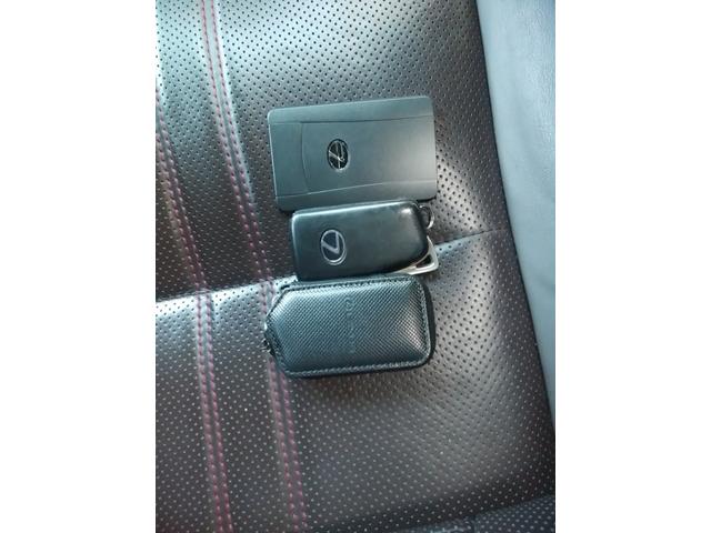 ＲＸ ＲＸ２００ｔ　バージョンＬ　純正ナビフルセグ　パノラマルルーフ　黒革パワーシートヒーター＆ベンチレーション　全周囲カメラ　ブルートゥース　革巻きステアリング　パワーバックドア　ヘッドアップディスプレイ　ドラレコ前後　ＥＴＣ（56枚目）