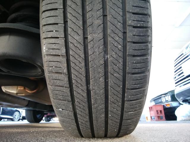 ＲＸ ＲＸ２００ｔ　バージョンＬ　純正ナビフルセグ　パノラマルルーフ　黒革パワーシートヒーター＆ベンチレーション　全周囲カメラ　ブルートゥース　革巻きステアリング　パワーバックドア　ヘッドアップディスプレイ　ドラレコ前後　ＥＴＣ（67枚目）