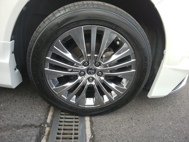 ハリアー Ｚ　レザーパッケージ　純正１２．３型ナビフルセグ　黒革パワシートヒーター＆ファン　モデリスタエアロ　パノラマルーフ　ＥＴＣ２．０　クルーズコントロール　ＪＢＬ　パワーリアゲート　全周囲カメラ　ＵＳＢ　デジタルインナーミラー（65枚目）