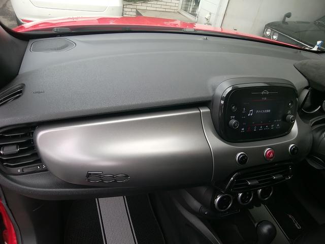 ５００Ｘ スポーツ　黒革パワーシートヒーター　ディスプレイオーディオ　バックカメラ　ブルートゥース　ＵＳＢ端子　クルーズコントロール　クリアランスソナー　ステアリングリモコン　ＥＴＣ　純正１９インチＡＷ　スマートキー（20枚目）