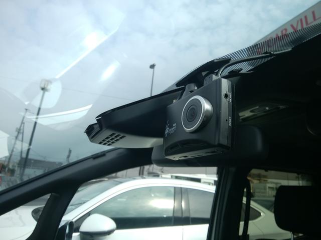 �h���C�u���R�[�_�[������@�f���Ɖ������L�^���Ă����h���C�u���R�[�_�[�́A������̎��̂̍ۂɊm���ȏ؋��\�͂𔭊����Ă���܂��B