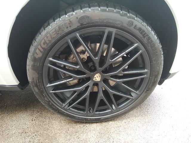 マカン マカンＳ　純正ナビＴＶ　黒革パワーシートヒーター　ドラレコ　２１インチＡＷ　バックサイドカメラ　ブルートゥース　ＣＤ／ＤＶＤ再生　革巻きステアリング　ブラインドスポットモニター　パワーバックドア　ＥＴＣ（72枚目）