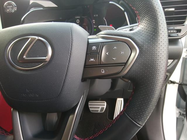 �A�N�Z���𓥂܂Ȃ��Ă��ݒ肵�����x�ő��s�\�ȃI�[�g�N���[�Y�R���g���[���𑕔����Ă��܂��I�����O�h���C�u�ł��^�]���y�ɂȂ�܂��B�u���[�L��V�t�g����ł������\�ł��I