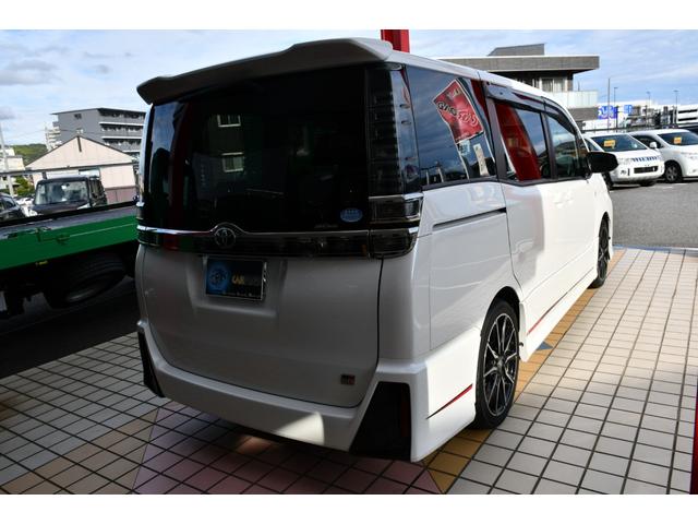 ヴォクシー ＺＳ　ＧＲスポーツ　１オーナ・アルパイン１１インチナビ／フルセグ／ダブルゾーン＆１２．８インチ後席モニター・バックカメラ・両側パワースライドドア・前後ドライブレコーダ・ＥＴＣ・ＬＥＤヘッドライト＆ＦＯＧ・スペアタイヤ付（8枚目）