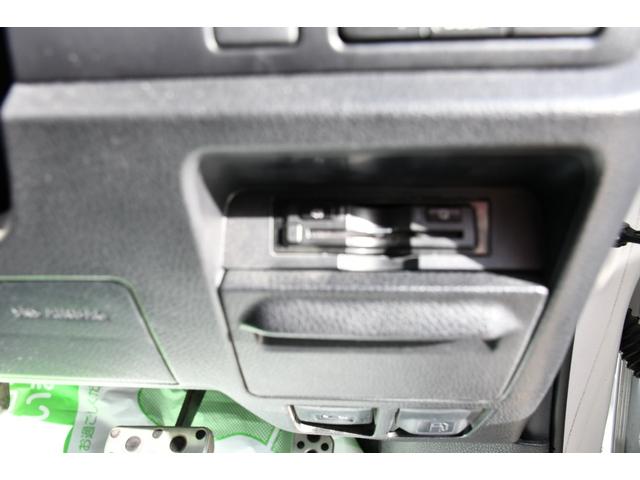 ヴォクシー ＺＳ　ＧＲスポーツ　１オーナ・アルパイン１１インチナビ／フルセグ／ダブルゾーン＆１２．８インチ後席モニター・バックカメラ・両側パワースライドドア・前後ドライブレコーダ・ＥＴＣ・ＬＥＤヘッドライト＆ＦＯＧ・スペアタイヤ付（16枚目）