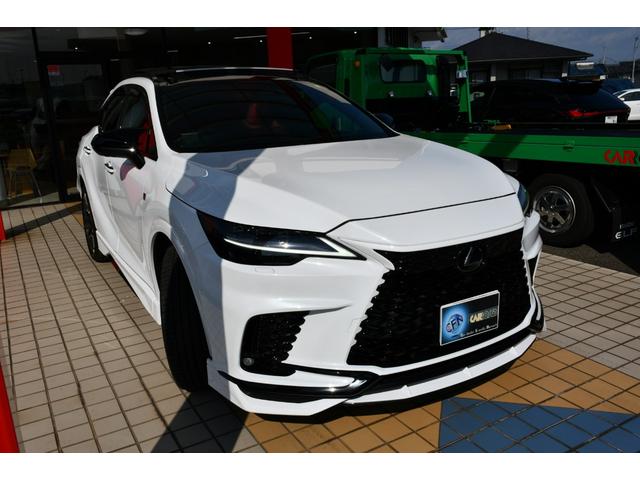 RX RX500h Fスポーツパフォーマンス TRDエアロダイナミックスパッケージ・21インチ鋳造AW・14インチディスプレイオーディオ/ナビ/フルセグ・マークレビンソン・シートヒータ/ベンチレーション・輻射ヒータ・パノラマルーフ・HUD・BSM(4枚目)