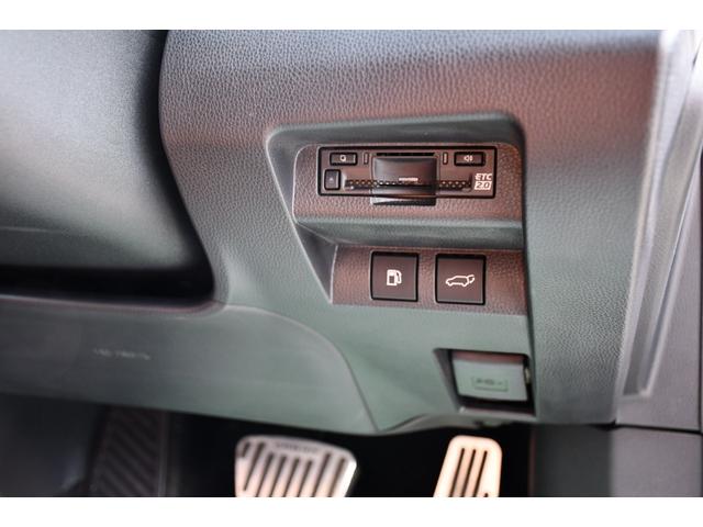 クラウンスポーツ Ｚ　１２．３インチＨＤディスプレイオーディオ・パノラミックビューモニター・サンドブラウン革シート／ベンチレーション／シートヒータ・パノラマルーフ・モデリスタエアロ・２１インチＡＷ・トヨタセーフティーセンス（16枚目）