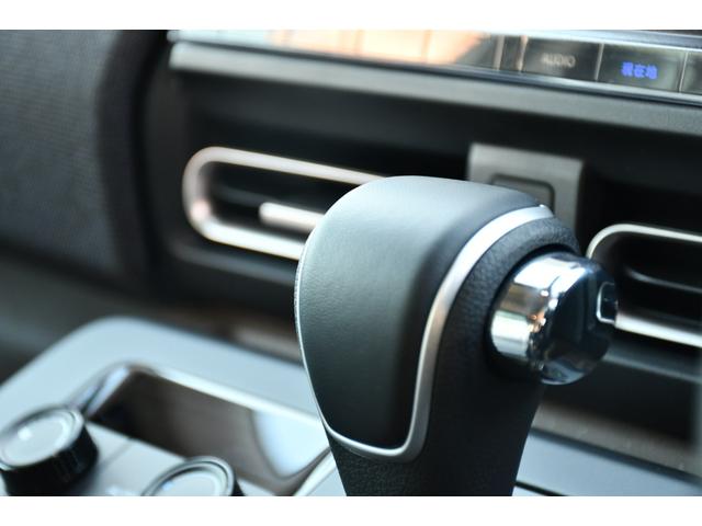 フリード ｅ：ＨＥＶエアー　ＥＸ　登録済未使用者・１１．４インチＨＯＮＤＡコネクトナビ／フルセグ／ＣＤ／ＤＶＤ・ＵＳＢ／ＨＤＭＩ入力・バックカメラ・前席シートヒーター・６人乗り・リアクーラー・ブラインドスポットモニター・１５インチＡＷ（52枚目）