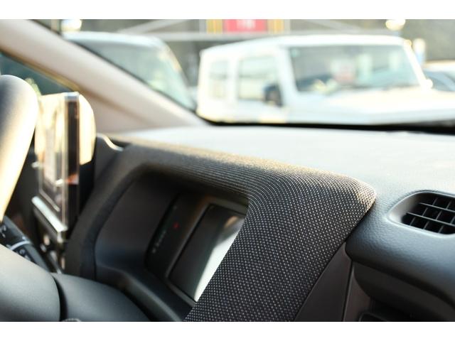 フリード ｅ：ＨＥＶエアー　ＥＸ　登録済未使用者・１１．４インチＨＯＮＤＡコネクトナビ／フルセグ／ＣＤ／ＤＶＤ・ＵＳＢ／ＨＤＭＩ入力・バックカメラ・前席シートヒーター・６人乗り・リアクーラー・ブラインドスポットモニター・１５インチＡＷ（53枚目）