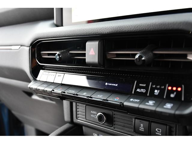 ランドクルーザー２５０ ＺＸ　ＪＢＬプレミアムサウンド　プロジェクタ式３眼ヘッドライト　サイドステップＬＥＤ　バトルシフト　アクティブハイビーム　ナビゲーション　トヨタチームメート　ドライバーモニターカメラ　２０インチアルミ（32枚目）