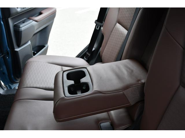 ランドクルーザー２５０ ＺＸ　ＪＢＬプレミアムサウンド　プロジェクタ式３眼ヘッドライト　サイドステップＬＥＤ　バトルシフト　アクティブハイビーム　ナビゲーション　トヨタチームメート　ドライバーモニターカメラ　２０インチアルミ（45枚目）