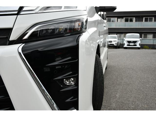 ヴォクシー ＺＳ　煌ＩＩＩ　ケンウッド９インチナビ／フルセグ・社外１４インチ後席モニター・バックカメラ・ハーフレザーシート・ＥＴＣ・前後ドライブレコーダ・両側パワースライドドア・トヨタセーフティーセンス・クルーズコントロール（48枚目）