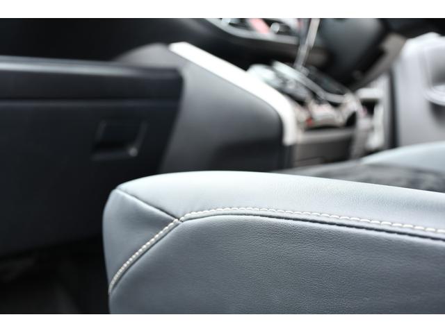 ヴォクシー ＺＳ　煌ＩＩＩ　ケンウッド９インチナビ／フルセグ・社外１４インチ後席モニター・バックカメラ・ハーフレザーシート・ＥＴＣ・前後ドライブレコーダ・両側パワースライドドア・トヨタセーフティーセンス・クルーズコントロール（59枚目）