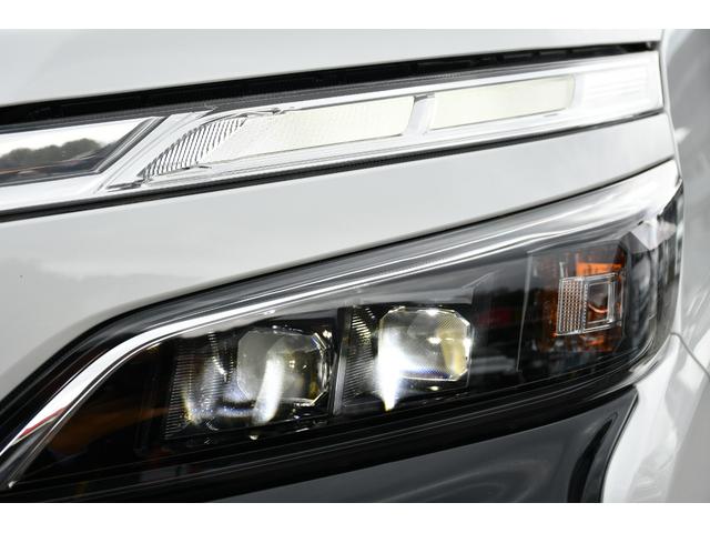 ヴォクシー ＺＳ　煌ＩＩＩ　ケンウッド９インチナビ／フルセグ・社外１４インチ後席モニター・バックカメラ・ハーフレザーシート・ＥＴＣ・前後ドライブレコーダ・両側パワースライドドア・トヨタセーフティーセンス・クルーズコントロール（64枚目）