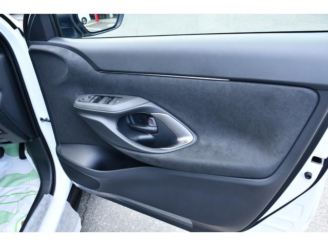 ヤリスクロス ハイブリッドＺ　登録済未使用車・トヨタチームメイト・８インチナビ／フルセグ・パノラミックビューモニター（床下透過表示）・ＨＤＭＩ入力・ＵＳＢ入力・ヘッドＵＰディスプレイ・ＢＳＭ・ハンズフリィーパワーバックドア（16枚目）