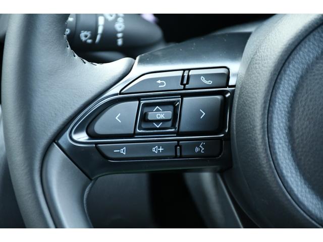 ヤリスクロス ハイブリッドＺ　登録済未使用車・トヨタチームメイト・８インチナビ／フルセグ・パノラミックビューモニター（床下透過表示）・ＨＤＭＩ入力・ＵＳＢ入力・ヘッドＵＰディスプレイ・ＢＳＭ・ハンズフリィーパワーバックドア（29枚目）