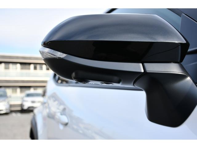 ヤリスクロス ハイブリッドＺ　登録済未使用車・トヨタチームメイト・８インチナビ／フルセグ・パノラミックビューモニター（床下透過表示）・ＨＤＭＩ入力・ＵＳＢ入力・ヘッドＵＰディスプレイ・ＢＳＭ・ハンズフリィーパワーバックドア（50枚目）