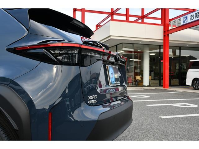 ヤリスクロス ハイブリッドZ ウルバーノ ナビゲーション ディスプレイオーディオ トヨタチームメート アドバンストパーク パノラミックビューモニター床下透過表示機能 パーキングサポートブレーキ 後方歩行者+周囲静止 デジタルテレビ(50枚目)