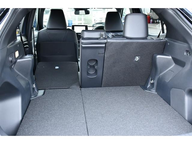 ヤリスクロス Ｚ　ウルバーノ　ナビゲーション　デジタルテレビ　パノラミックビューモニター　トヨタチームメート　床下透過　パワーバックドア　アダプティグハイビームシステム　ＬＥＤ（41枚目）