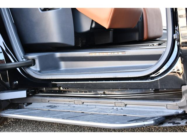 ヴェルファイアハイブリッド Ｚ　プレミア　１４ｉｎディスプレイオーディオ・ナビ／フルセグＴＶ・パノラミックビューモニター・後席モニター・ブラウン革シート・ユニバーサルステップ・ヘッドアップディスプレイ・デジタルインナーミラー・ＢＳＭ（14枚目）