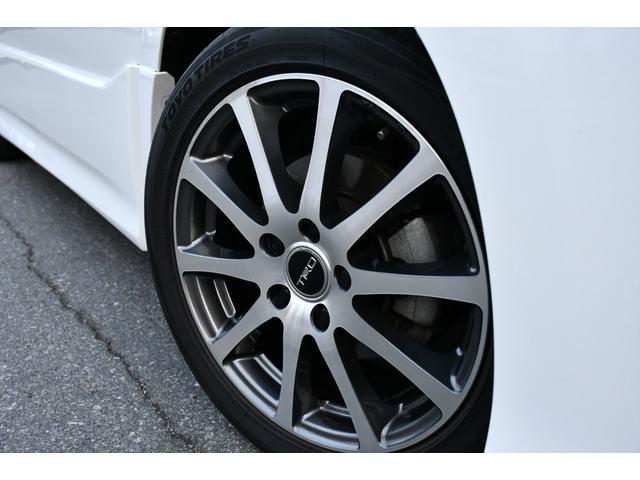 ノア Ｓｉ　ダブルバイビー　純正１０インチナビ／フルセグ／ＣＤ／ＤＶＤ・１２．１インチ後席モニター・ツィーター・バックカメラ・ＥＴＣ・ＴＲＤ１７インチＡＷ・ハ－フレザーシート・７人乗り・ドラレコ・トヨタセフティーセンス（14枚目）