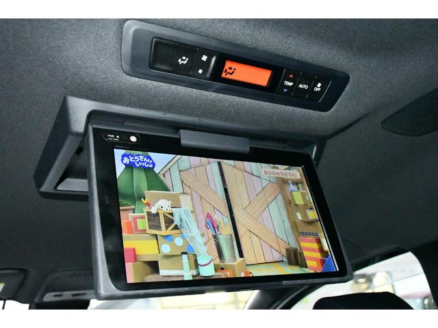 ノア Ｓｉ　ダブルバイビー　純正１０インチナビ／フルセグ／ＣＤ／ＤＶＤ・１２．１インチ後席モニター・ツィーター・バックカメラ・ＥＴＣ・ＴＲＤ１７インチＡＷ・ハ－フレザーシート・７人乗り・ドラレコ・トヨタセフティーセンス（39枚目）