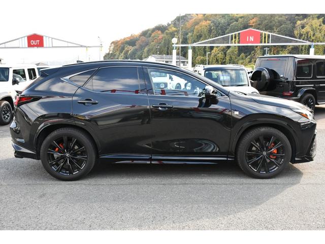 ＮＸ ＮＸ３５０ｈ　Ｆスポーツ　１オーナ・ＴＲＤエアロダイナミクスＰＫＧ・１４インチディスプレイオーディオ・ナビ／フルセグ・パノラミックビューモニター・デジタルインナーミラー・前後ドラレコ内臓・黒赤コンビ革シート・ベンチレーション（15枚目）