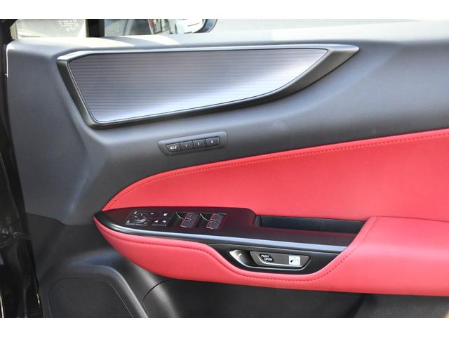 ＮＸ ＮＸ３５０ｈ　Ｆスポーツ　１オーナ・ＴＲＤエアロダイナミクスＰＫＧ・１４インチディスプレイオーディオ・ナビ／フルセグ・パノラミックビューモニター・デジタルインナーミラー・前後ドラレコ内臓・黒赤コンビ革シート・ベンチレーション（21枚目）