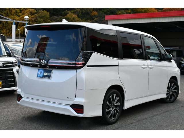 ヴォクシー ハイブリッドS-Z カイテキベンリPKG プロジェクター式LED デジタルインナーミラー ハンズフリーデュアルパワースライドドア 前席後席シートヒーター パワーバックドア ユニバーサルステップ トヨタチームメート(31枚目)