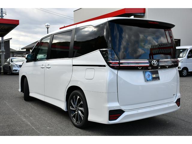 ヴォクシー ハイブリッドS-Z カイテキベンリPKG プロジェクター式LED デジタルインナーミラー ハンズフリーデュアルパワースライドドア 前席後席シートヒーター パワーバックドア ユニバーサルステップ トヨタチームメート(40枚目)