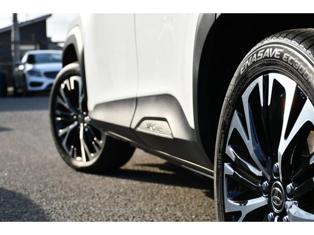 ヤリスクロス ハイブリッドＺ　純正ナビ　パノラミックビューモニター　パワーバックドア　３６０度前後ドライブレコーダー　ハンドルヒーター　シートヒーター　ブラインドスポットモニター　フルセグテレビ　ＨＤＭＩ入力（20枚目）